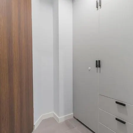 Urban Chic & Great Location & Modern - #o5